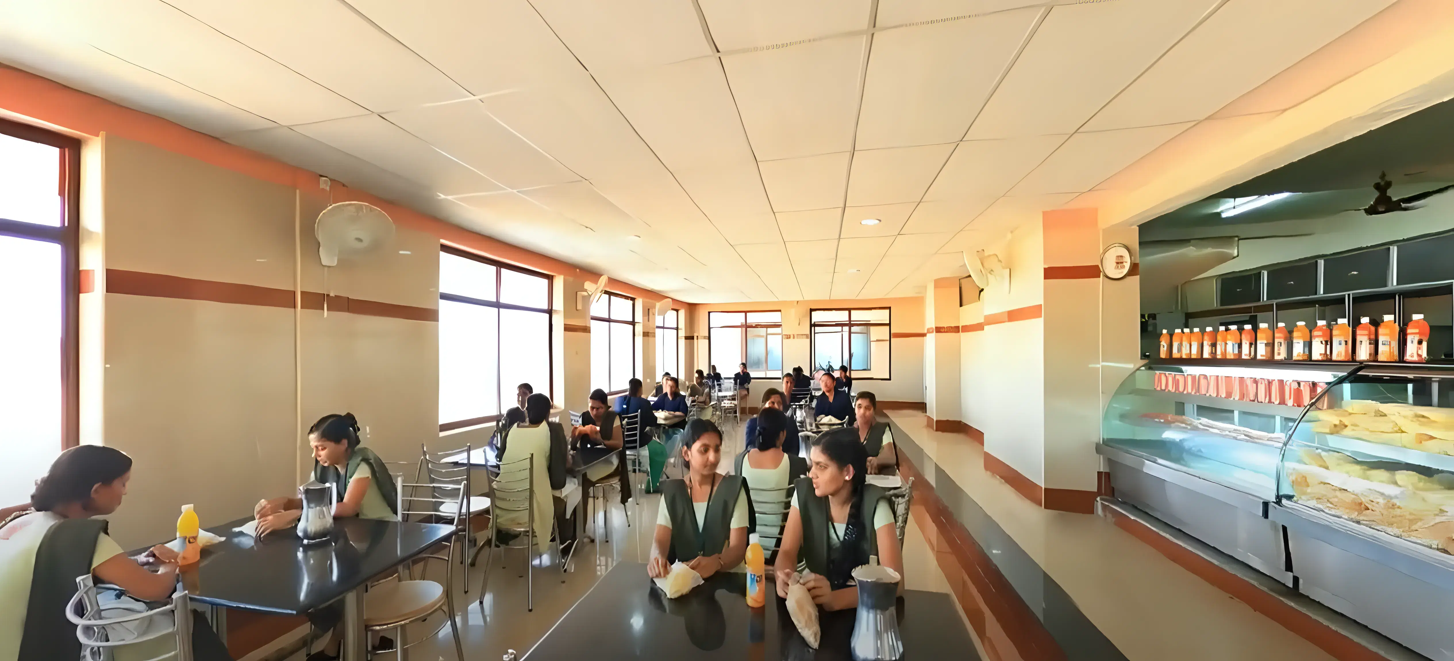 Vivekanandha College of Engineering for Women Namakkal canteen photo 2